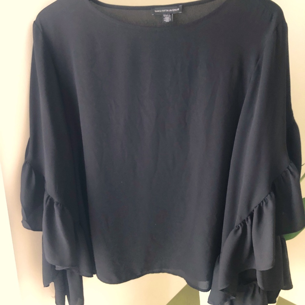 Saks Fifth Avenue Chiffon like blouse